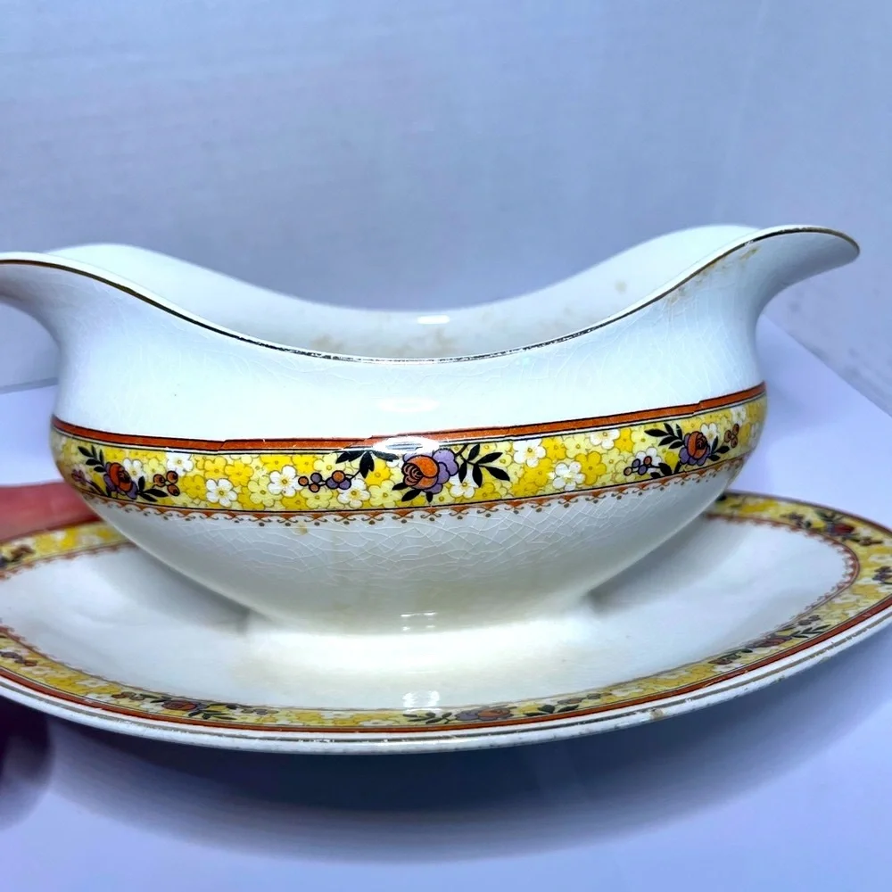 Vintage Johnson Brothers Montrose Gravy Boat Attached Underplate